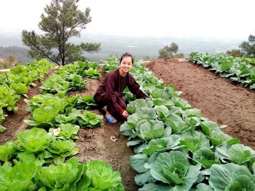 Sau biến cố, có một Ly kute giản dị đầy bản lĩnh như thế này!