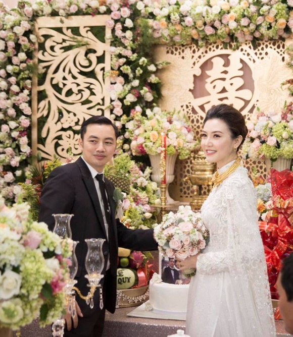 le vat cua ngoc duyen trong ngay cuoi chong dai gia (10)