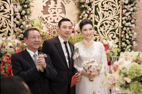 le vat cua ngoc duyen trong ngay cuoi chong dai gia (6)
