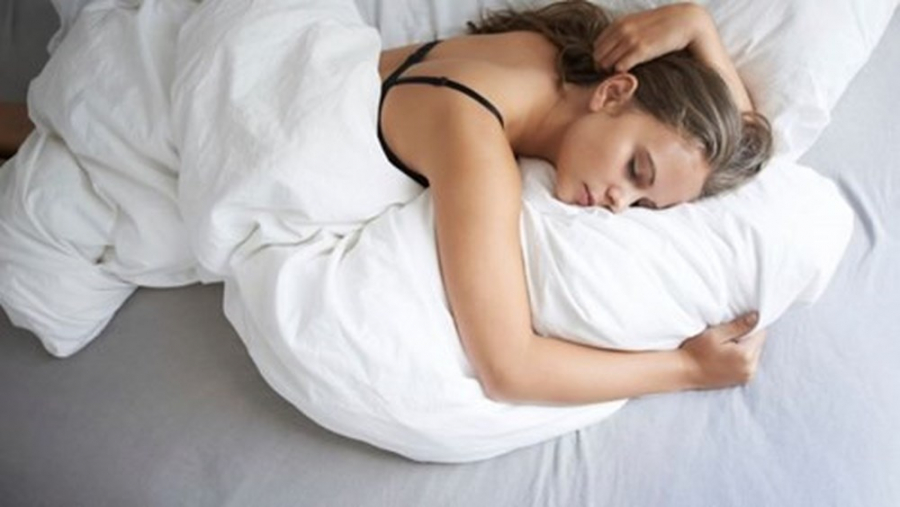 Thời gian ngủ của một người sẽ có ảnh hưởng không nhỏ tới các hormone liên quan tới sự thèm ăn và việc sử dụng năng lượng của cơ thể    