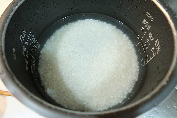 cach-nau-com-cua-nguoi-nhat-3