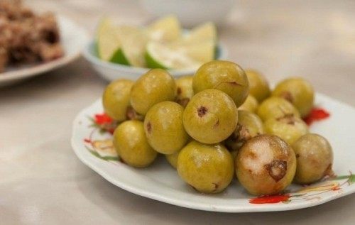 cach-lam-thit-ba-chi-nom-sung-muoi