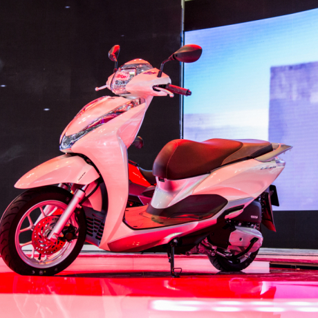 Honda Việt Nam giới thiệu phiên bản LEAD 125cc hoàn toàn mới