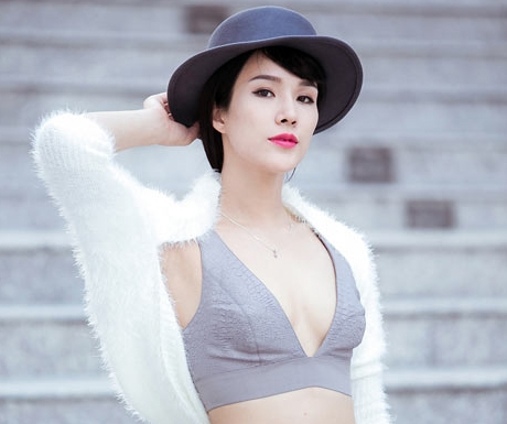 Diệp Lâm Anh thừa nhận mặt sưng do sang Hàn tiêm mỡ và collagen?