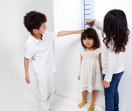 Ăn thực phẩm này con lùn hay còi cọc tới mấy cũng cao vọt lên thông minh đột xuất