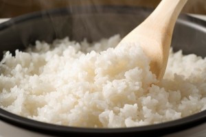 Tuyệt chiêu chữa cơm sống, cháy, khô nhão trở nên thơm ngon, hẫp dẫn như đầu bếp chế biến