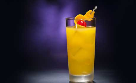 Hướng dẫn cách pha chế Cocktail Harvey Wallbanger
