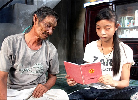 Rớt nước mắt với câu chuyện của cô gái trẻ mang nhầm giới tính suốt 17 năm