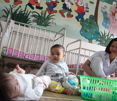 Vụ bé trai 7 tháng tuổi bị bỏ rơi: Nhận là cha ruột nhưng từ chối xét nghiệm ADN, không một lần quay lại