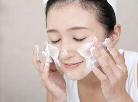 Mách bạn 5 mẹo nhỏ để chữa trị bệnh dị ứng da một cách hiệu quả