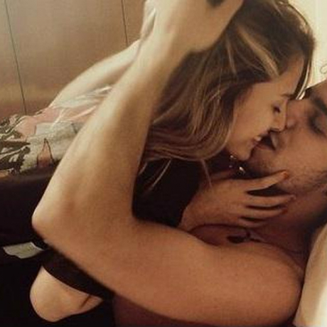 Vợ thèm 'yêu' cứ nói 5 câu 'hư hỏng' mà duyên dáng này, đố chồng nào chịu được qua 1 đêm