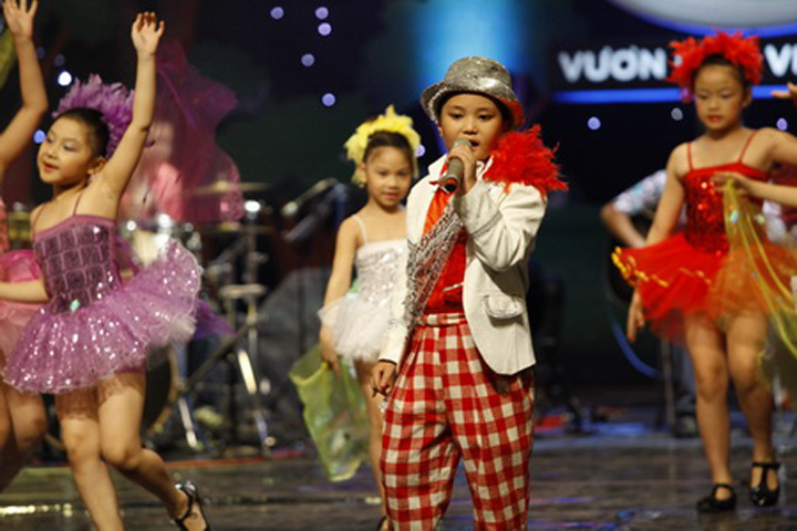 Tại Đồ Rê Mí 2011, với 3 tháng hè sống cùng âm nhạc, học tập và rèn luyện tại “ngôi nhà chung Đồ Rê Mí”, Trí Dũng đã được nuôi dưỡng trở thành một mầm non âm nhạc với một tương lai tươi sáng.