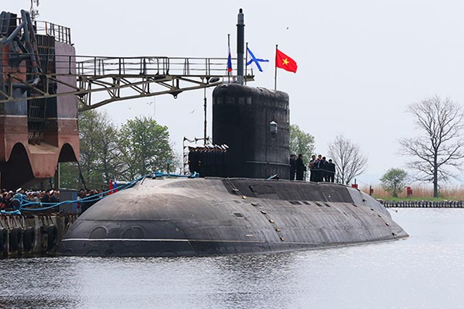 Trước đó, ngày 5/6,  Itar-Tass dẫn nguồn tin trong ngành công nghiệp quốc phòng Nga nói rằng các thử nghiệm đối với tàu ngầm Kilo 636 đầu tiên đóng cho Hải quân Việt Nam đã kết thúc thành công.