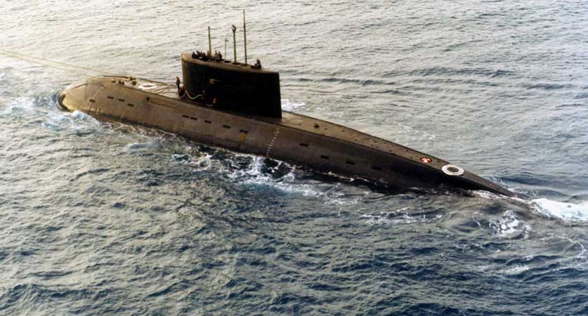 Theo nguồn tin của Itar-Tass, nhà máy Admiraltei Verfi sẽ đảm bảo bàn giao cho Hải quân Việt Nam hai tàu ngầm xuất khẩu trong năm nay. Ngoài ra, việc hạ thủy chiếc thứ 3 trong hợp đồng đã được lên kế hoạch vào tháng 8. (Theo ANTĐ)