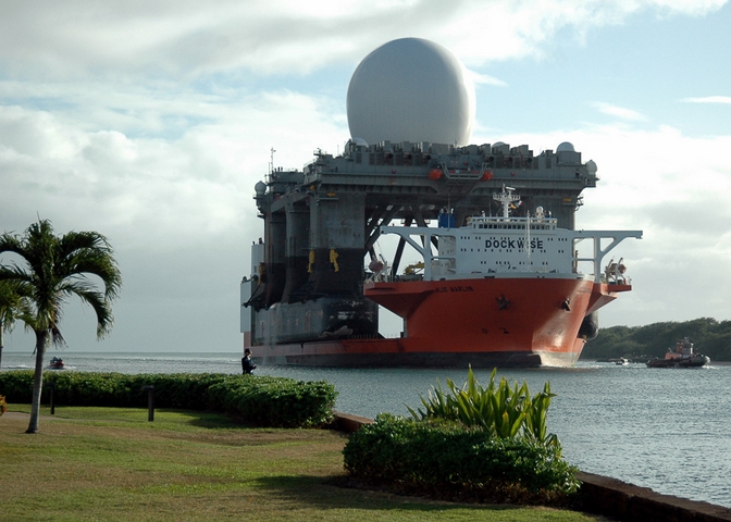 SBX-1 được giao cho Hải quân Mỹ tháng 12/2011 nhưng chỉ được đưa vào thực nghiệm chiến trường với vai trò hỗ trợ trong năm 2013. Ngày 23/3/2012, SBX-1 khởi hành từ Chân Châu cảng, Hawaii tới khu vực Thái Bình Dương để kiểm tra khả năng qua nhiệm vụ giám sát vụ phóng tên lửa của Bình Nhưỡng.