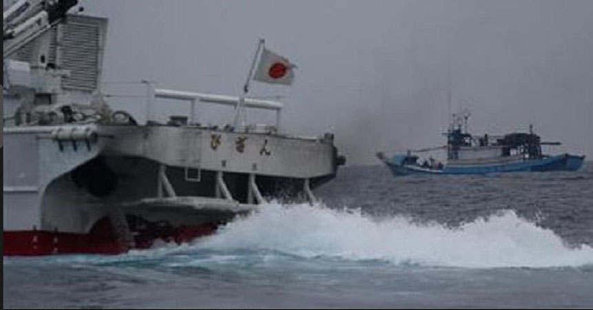 Hôm 1/7, một nghị sĩ của Đảng cầm quyền Nhật Bản đã ở trên một trong 4 chiếc thuyền đánh cá hướng về quần đảo Senkaku/Điếu Ngư, đang có tranh chấp chủ quyền với Trung Quốc. Đây là động thái đáp lại hành động 4 tàu hải giám Trung Quốc đã xâm nhập vùng biển này trước đó.