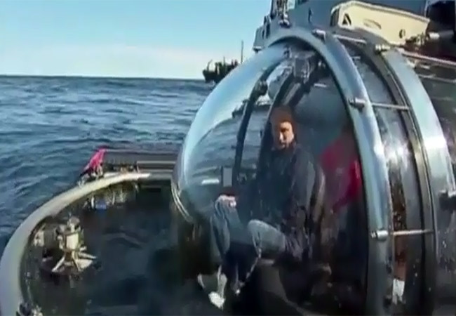 Ngày 15/7, Tổng thống Putin đã sử dụng chiếc tàu nghiên cứu và lặn xuống nước trong khoảng thời gian nửa giờ để khám phá một xác tàu đắm dưới đáy biển Baltic.