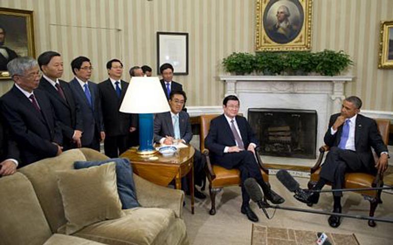  Phái đoàn cấp cao Việt Nam chứng kiến cuộc hội đàm giữa hai nhà lãnh đạo Việt Nam, Hoa Kỳ.