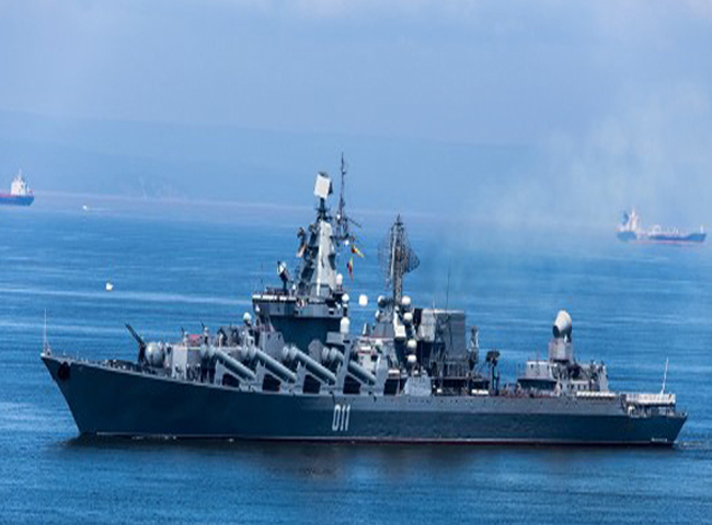 Theo thông lệ, “Ngày Hải quân Nga” được tổ chức vào ngày chủ nhật cuối cùng của tháng 7. Ngày “Hải quân Nga”   năm nay (Chủ nhật ngày 28/7/2012) đã diễn ra vô cùng sôi động với nhiều hoạt động như duyệt diễu binh, văn hóa   truyền thống... Dưới đây là một số hình ảnh Ngày Hải quân Nga 2013 diễn ra tại Vladivostok, thành phố cảng, nơi   đặt trụ sở của Hạm đội Thái Bình Dương Nga.