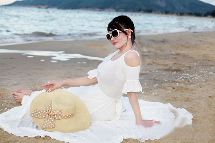  Ngoài 40 tuổi, không những viên mãn về sự nghiệp và gia thế, nhan sắc của nữ đại gia phố núi Nguyễn Thị Liễu còn khiến không ít mỹ nhân showbiz phải ngưỡng mộ.