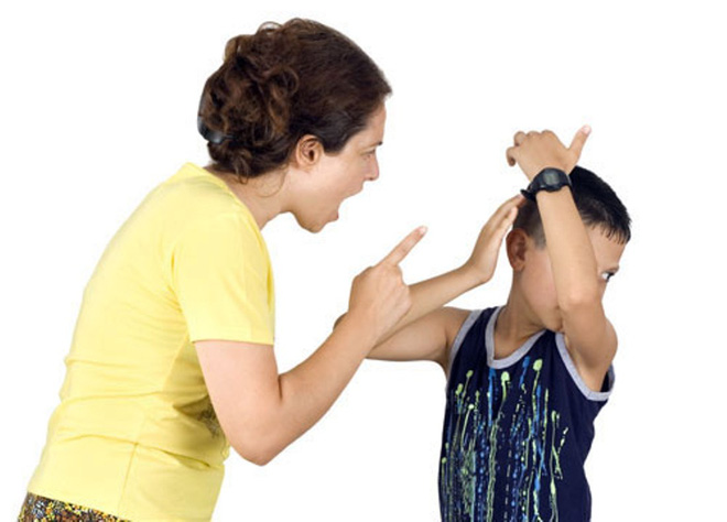 Bố mẹ nên lưu ý khi đánh mắng con mình để tránh hậu quả đáng tiếc xảy ra