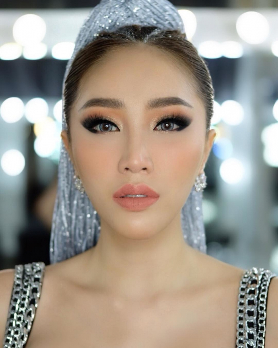 Bảo Thy luôn khiến cho không ít bạn trẻ yêu thích bởi giọng hát và cả nhan sắc cuốn hút.