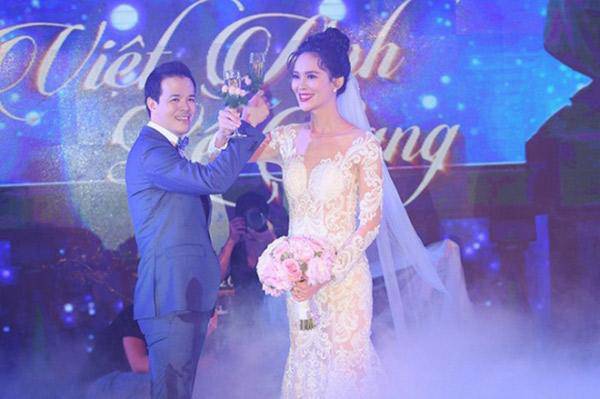 Hoa hậu Lê Sang trong ngày cưới