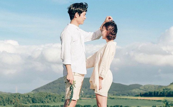 Không nên nói chuyện vợ chồng với người ngoài