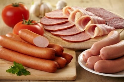 Ăn nhiều thức ăn nhanh nguy cơ tim mạch cho thai nhi