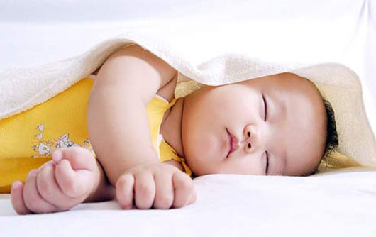 Ngủ riêng giúp con trưởng thành hơn