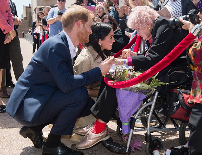 prince-harry-meghan-meeting-daphne-dunne-z-1554194224776678354101