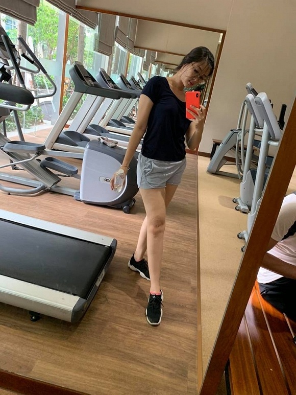 Cô thường xuyên luyện tập