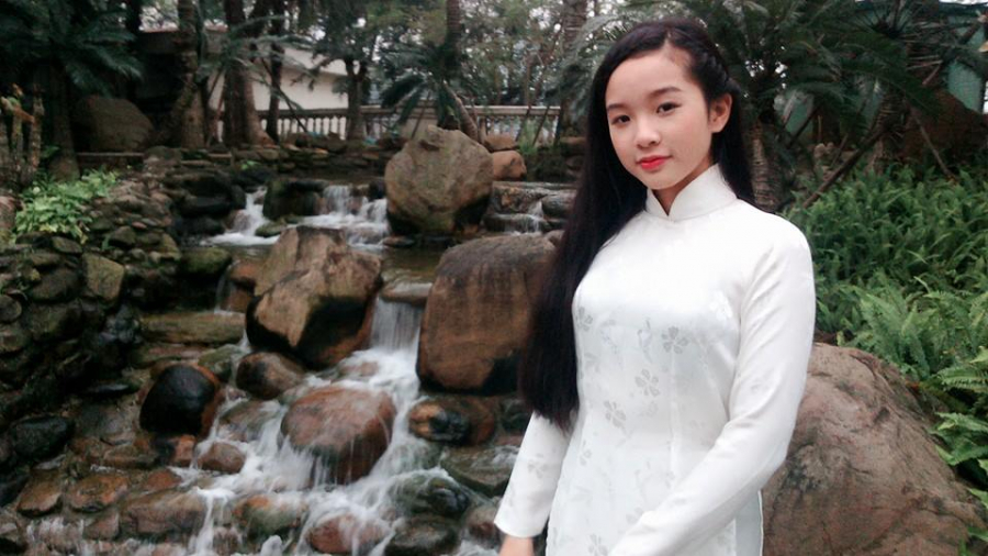 Con gái lớn của Thanh Thanh Hiền tên là Tú Linh. Ngay từ nhỏ, cô đã được bố mẹ cho học nhạc và piano. Tú Linh từng giành giải Nhất cuộc thi 