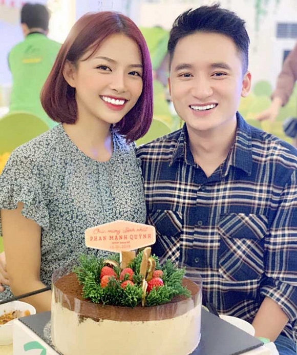 Phan Mạnh Quỳnh và bạn gái sẽ tổ chức đám cưới đúng ngày kỉ niệm 4 năm yêu nhau.  