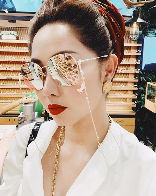 Nhiều khán giả khen ngợi nữ diễn viên đẹp lên trông thấy.