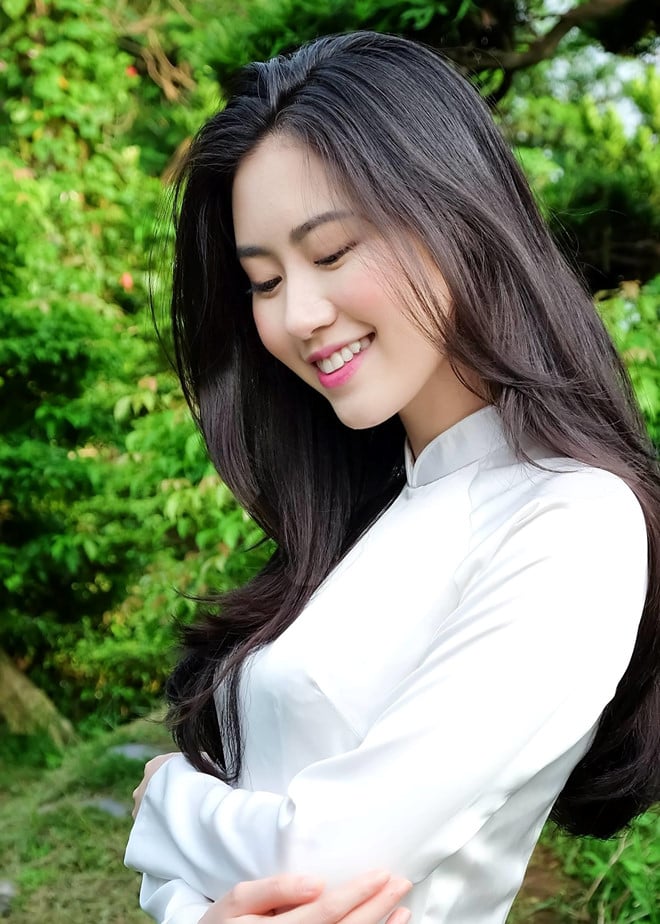 Mai Vân Trang thường xuyên làm mẫu cho các nhãn hàng thời trang ở Hà Nội. Khi làm blogger sắc đẹp, cô cũng được khen vì kiến thức tốt, đưa ra những lời khuyên hữu ích cho các cô gái trẻ trong quá trình làm đẹp.