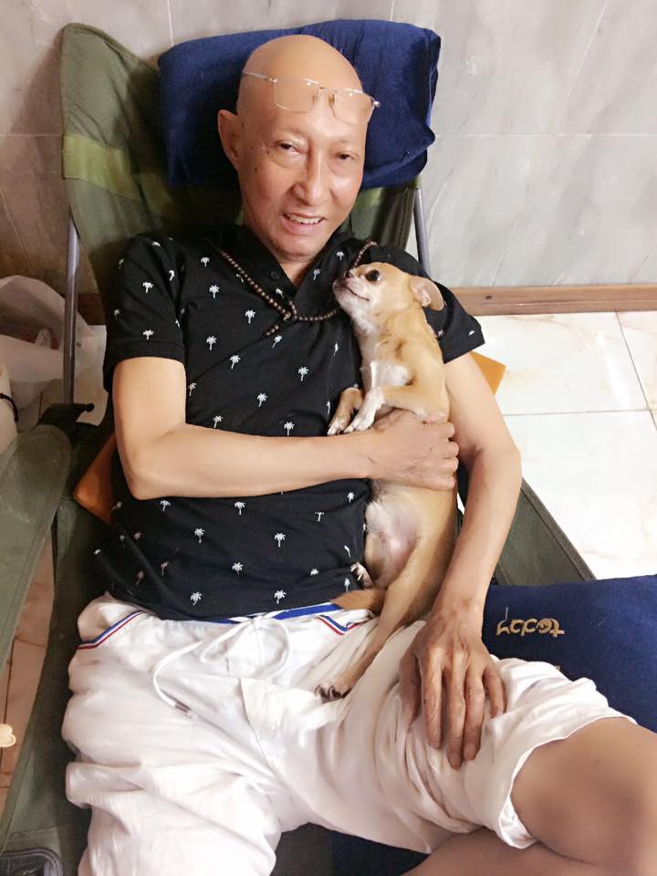 Hình ảnh tiều tuỵ của diễn viên Lê Bình khi mắc bệnh ung thư.  