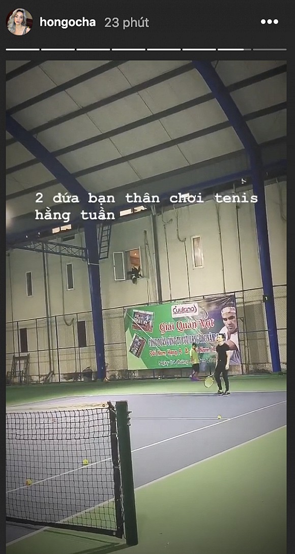 Kim Lý và Subeo chơi tennis hàng tuần cùng nhau vô cùng thân thiết.    