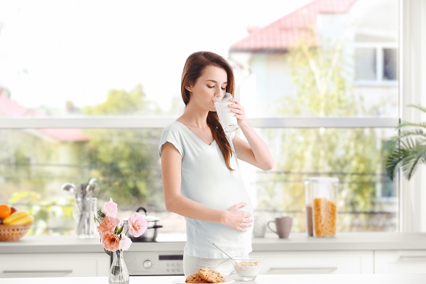 Sữa và các chế phẩm từ sữa tốt cho thai nhi phát triển chiều cao