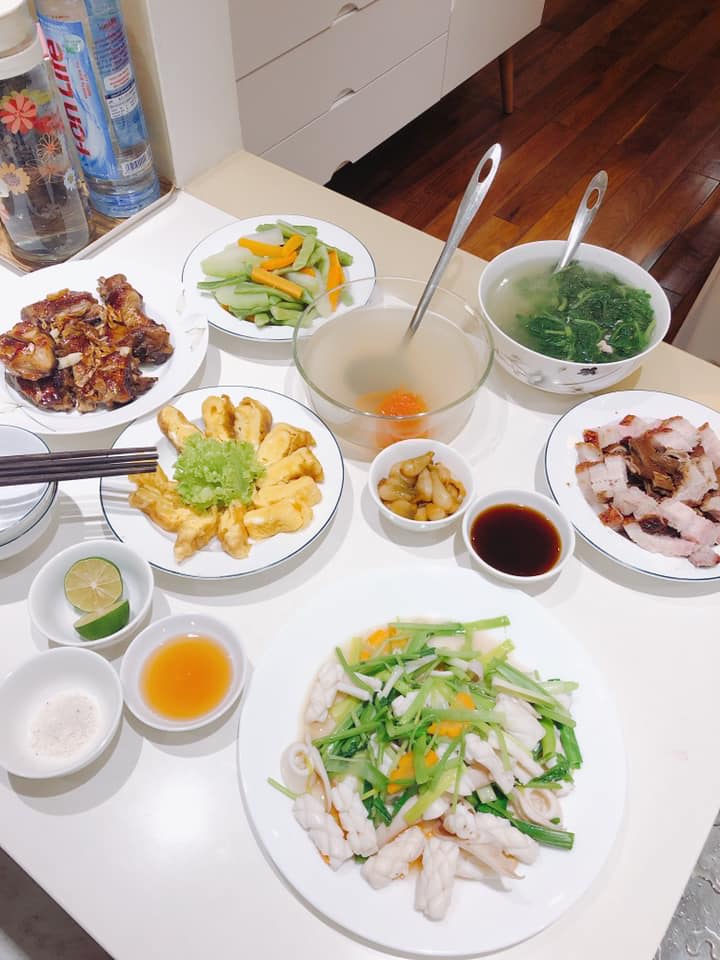 Mâm cơm của người vợ trẻ