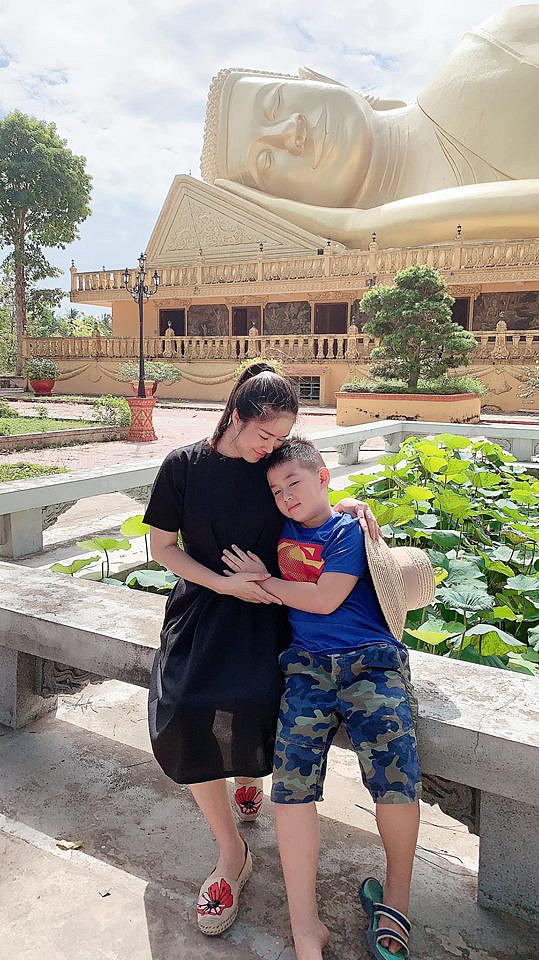 le phuong va con trai
