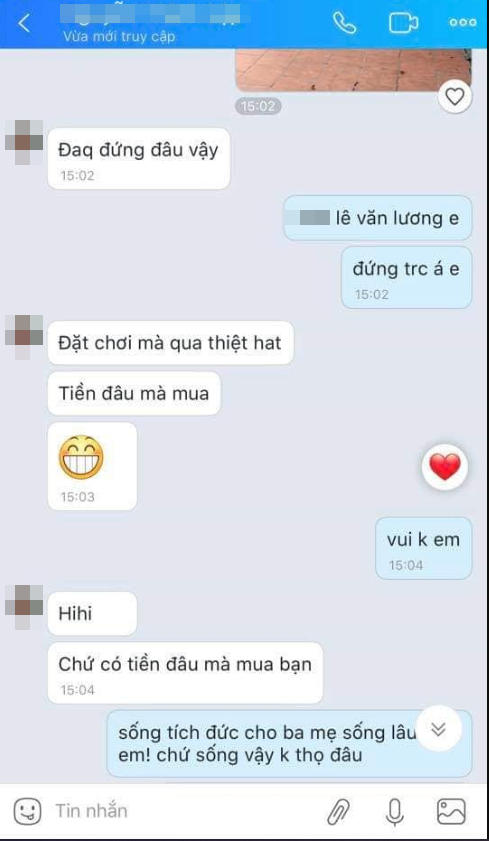 Đoạn tin nhắn giữa shipper và thanh niên