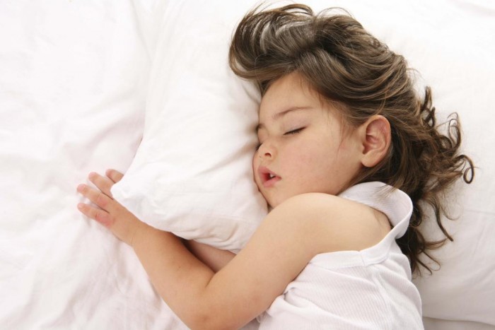 Trẻ ngủ muộn giảm sức đề kháng