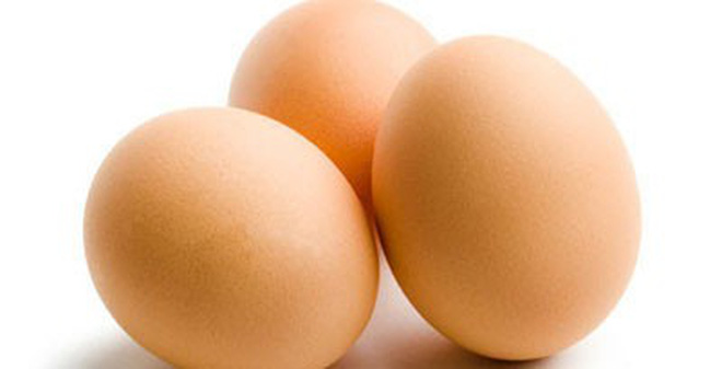 Trứng gà dễ nhiễm khuẩn Salmonella gây hại cho sức khỏe của trẻ