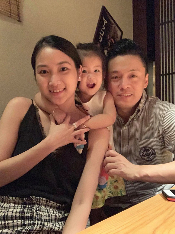 Gia đình Lam Trường - Yến Phương vẫn hạnh phúc sau nhiều tin đồn rạn nứt.  