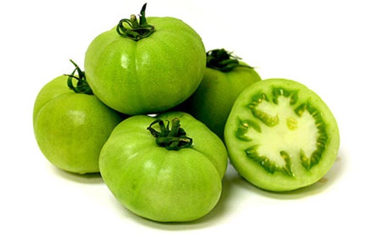 Cà chua xanh chứa solanin gây ngộ độc