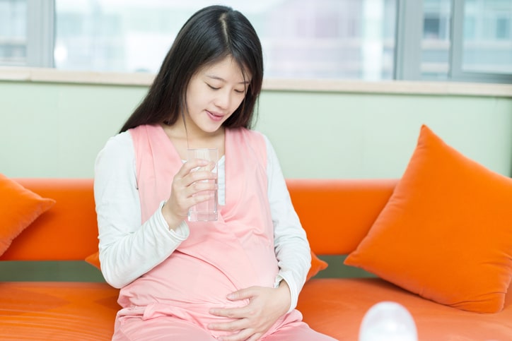 Ốm nghén nặng là dấu hiệu bạn mang thai đa