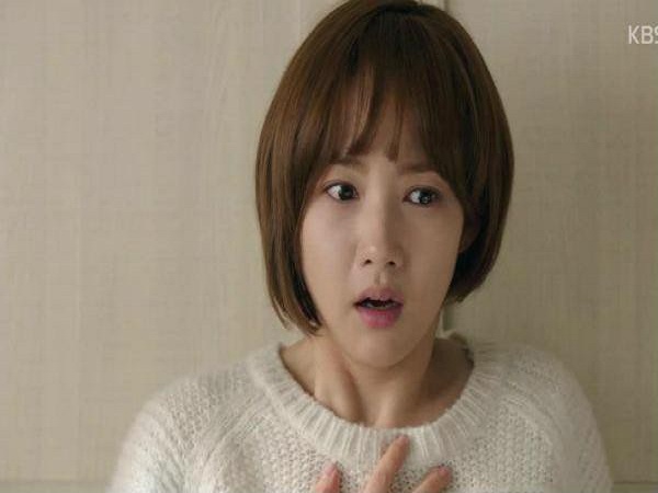 1533538458-782-lan-dau-ve-nha-chong-ra-mat-nang-dau-hot-hoang-khi-nhan-duoc-mau-giay-tu-nguoi-hang-xom-nang-dau-choang-vang-1533525898-width600height360