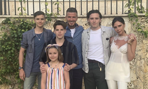 Cả gia đình Beckham vẫn yên ấm và hạnh phúc sau bao tin đồn rạn nứt.    