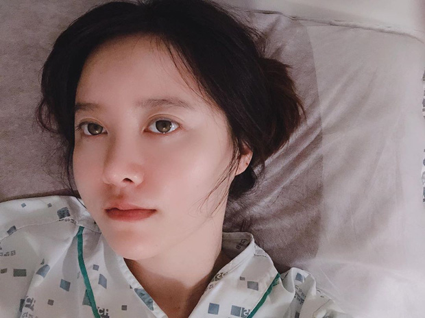 Hình ảnh Goo Hye Sun tại bệnh viện.